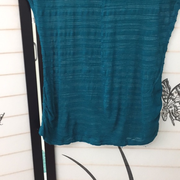 Essentials Top - Picture 3 of 4